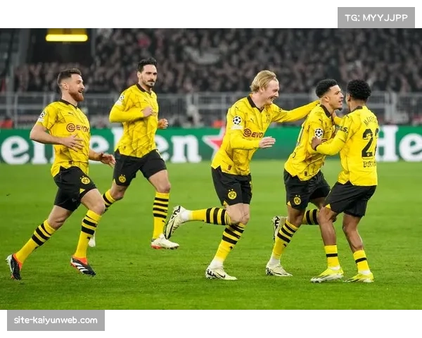 德甲焦点对决：拜仁与多特蒙德激战背后的战术较量与激情碰撞